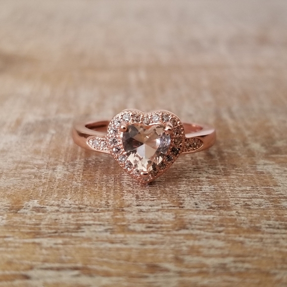 Jewelry - Morganite Sweetheart 14kt Rose Gold Ring